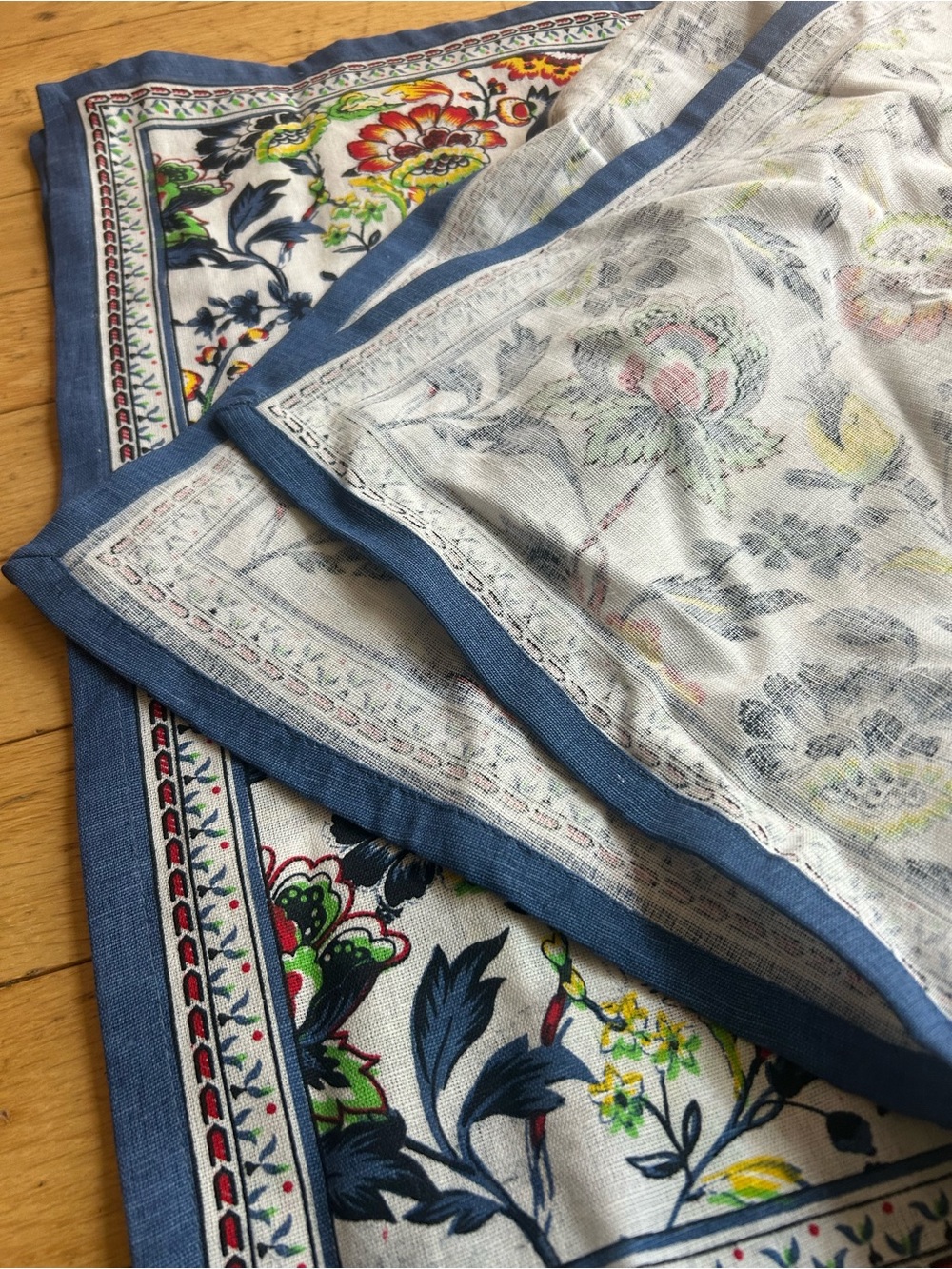 Set of 2 Fingercraft Floral Bird Cotton Linen Tablecloths Blue Multicolor - Picture 9 of 16